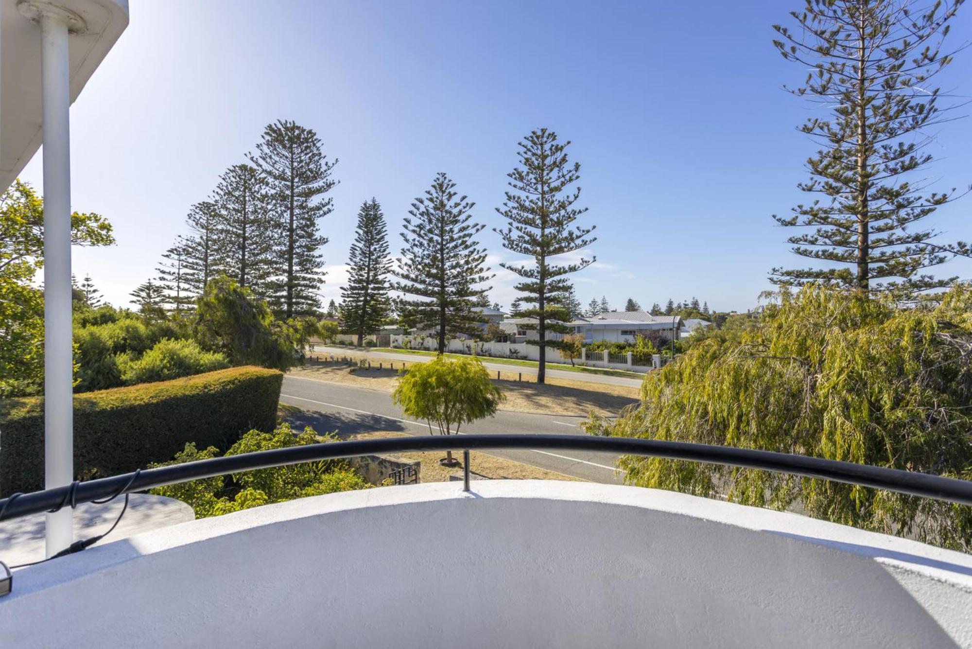 Cottesloe Beach Deluxe Apartment Perth Dış mekan fotoğraf